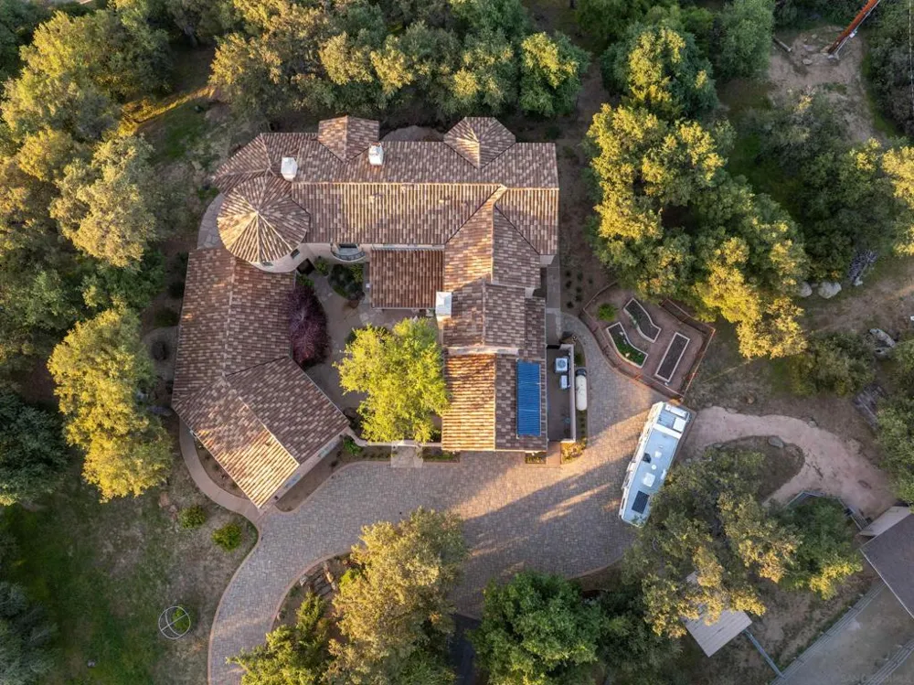 23835 Viejas Grade Descanso, CA 91916