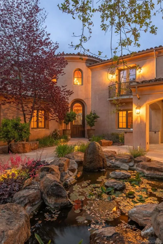23835 Viejas Grade Descanso, CA 91916