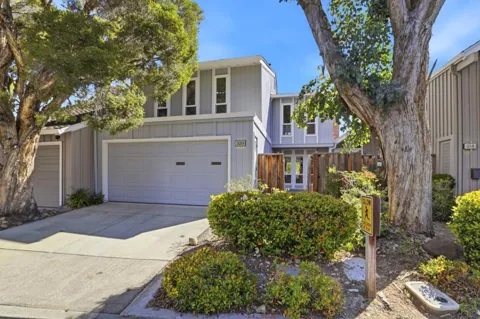 320 Pine Wood Lane