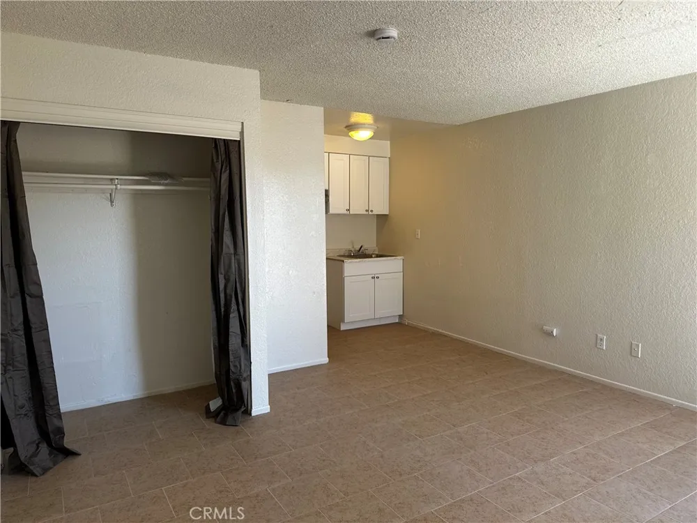 11661 White Avenue Adelanto, CA 92301