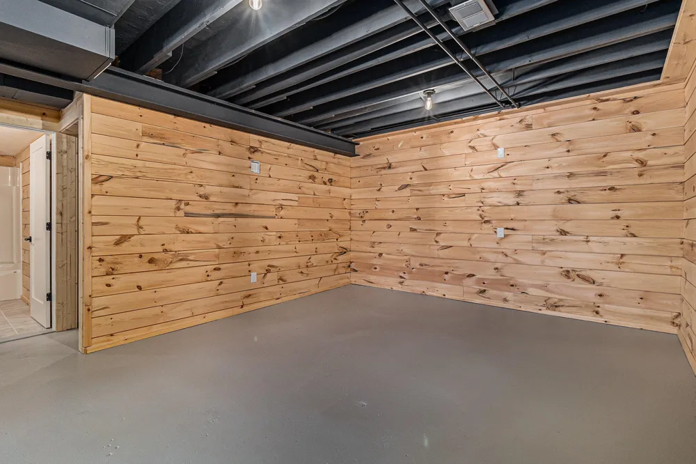 1550 W Chilberg Road Amber Township, MI 49454