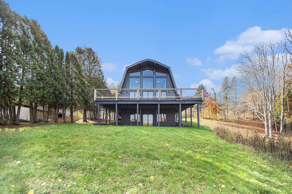 1550 W Chilberg Road Amber Township, MI 49454