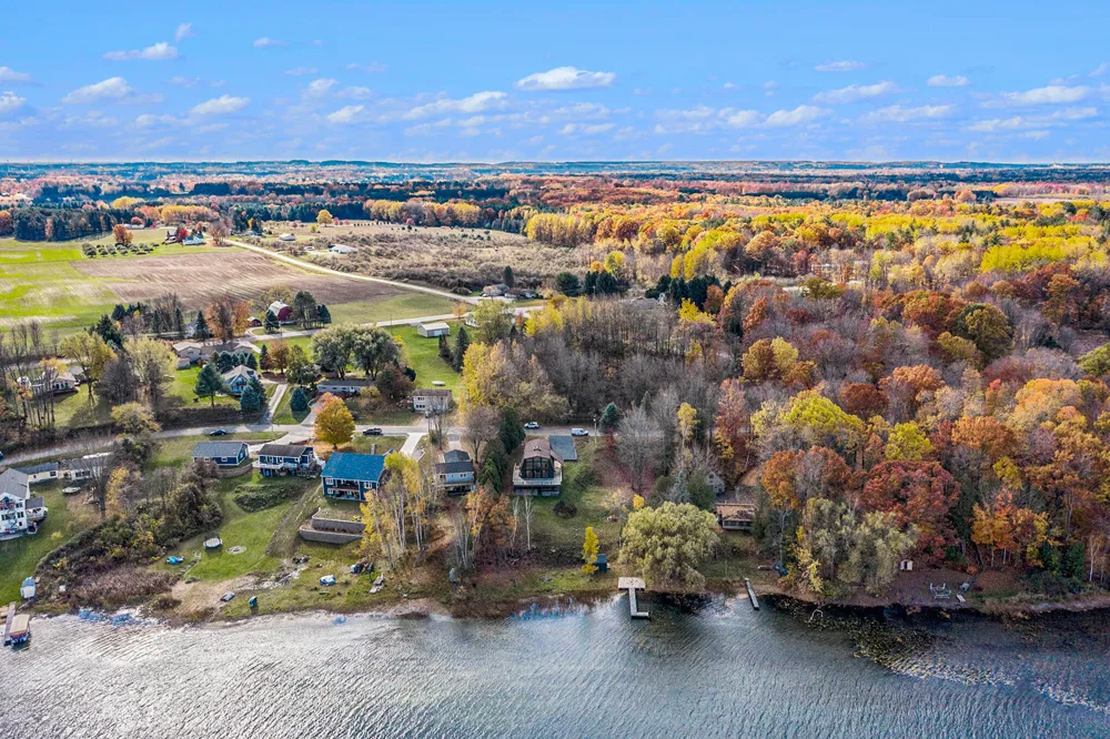 1550 W Chilberg Road Amber Township, MI 49454