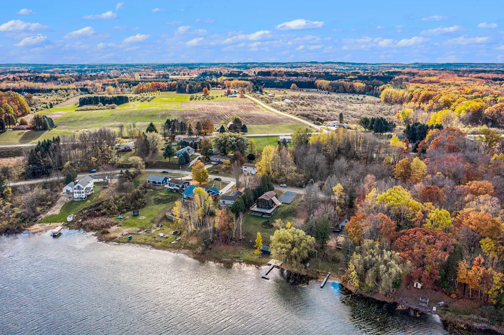 1550 W Chilberg Road Amber Township, MI 49454