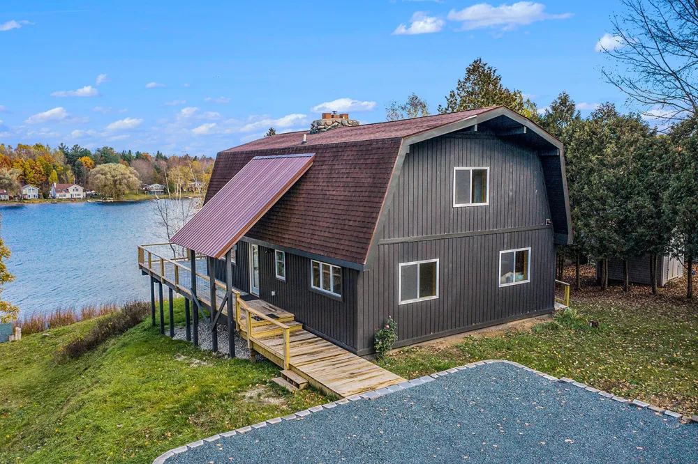 1550 W Chilberg Road Amber Township, MI 49454