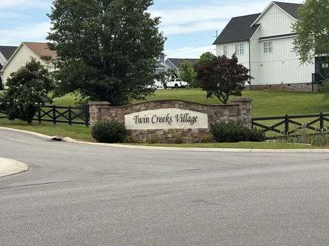 0 Why Worry Lane
