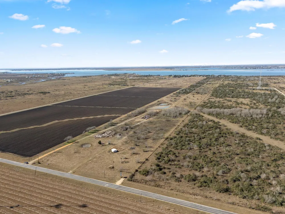 County Road 298 Caney Drive Sargent, TX 77414