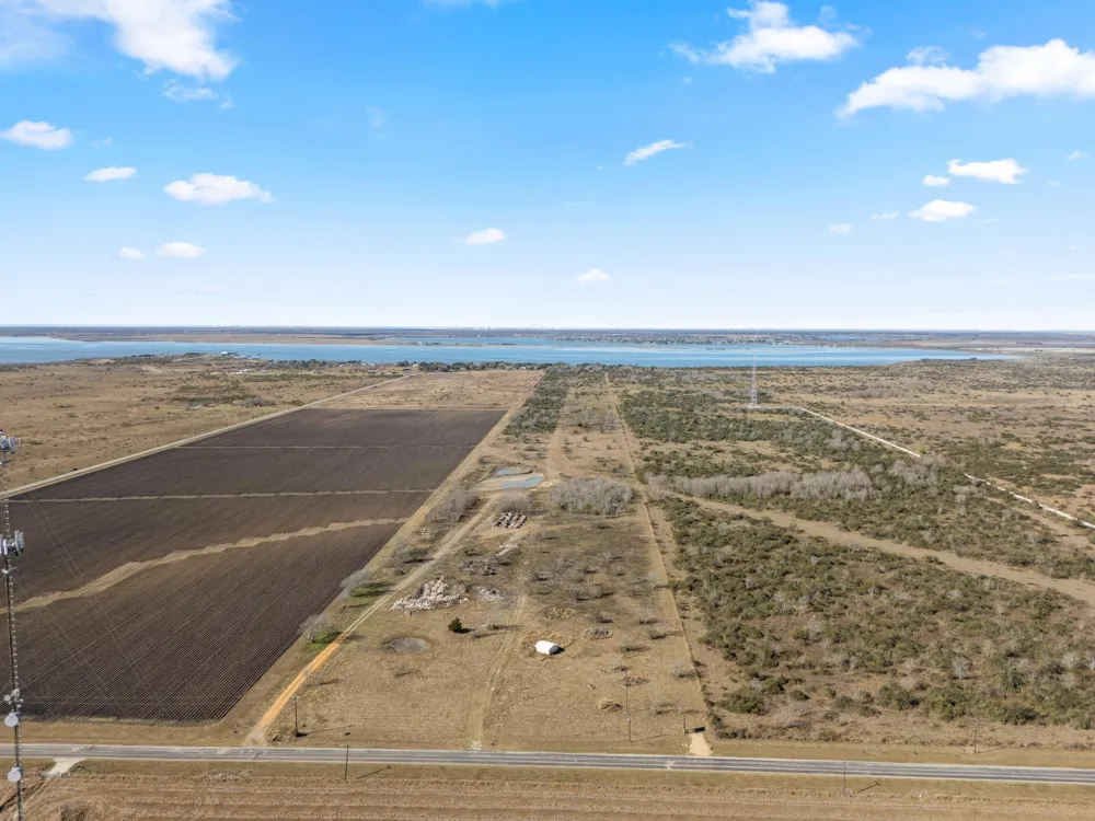 County Road 298 Caney Drive Sargent, TX 77414