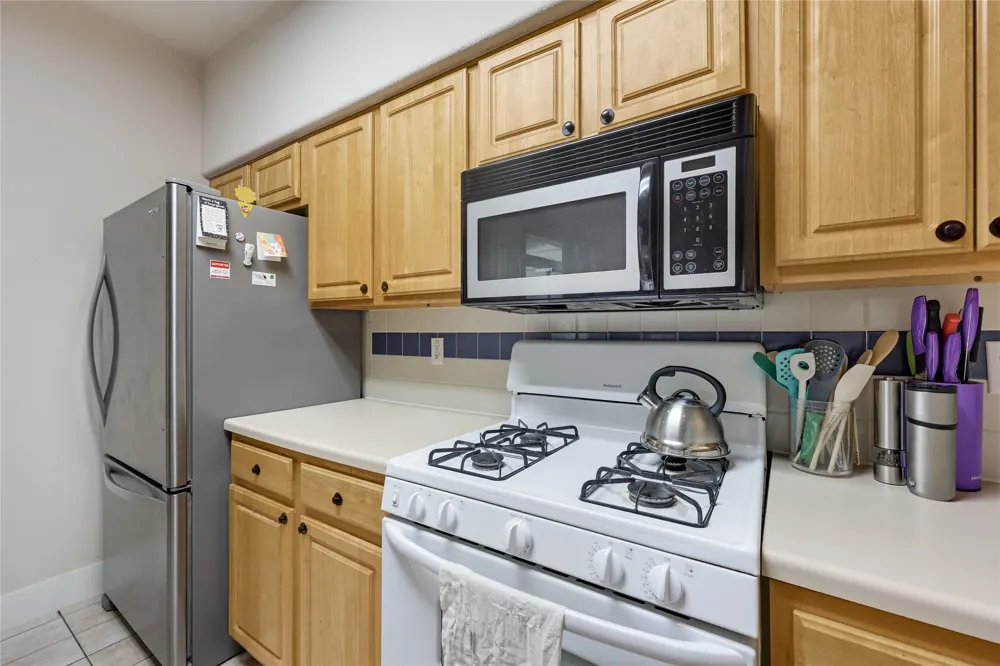 12287 Abbey Glen Lane #D-1 Austin, TX 78753
