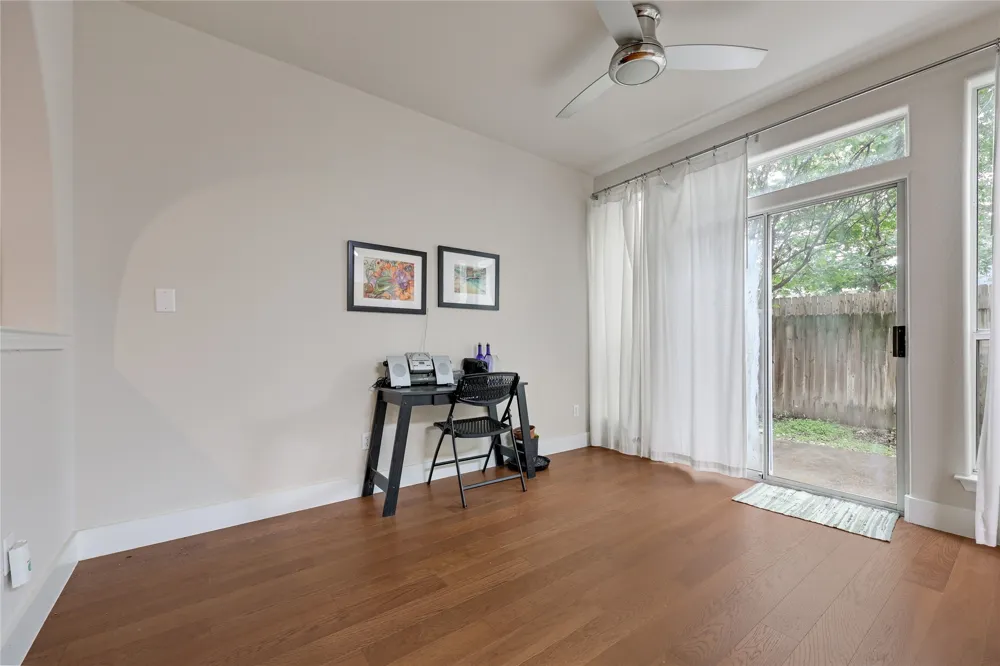 12287 Abbey Glen Lane #D-1 Austin, TX 78753