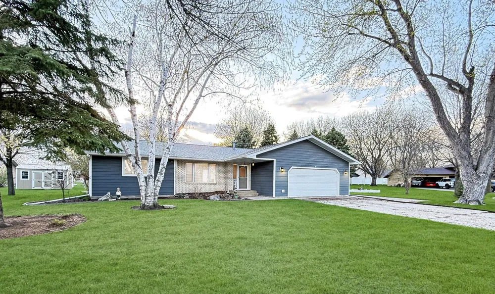 111 Buckeye Drive Montevideo, MN 56265