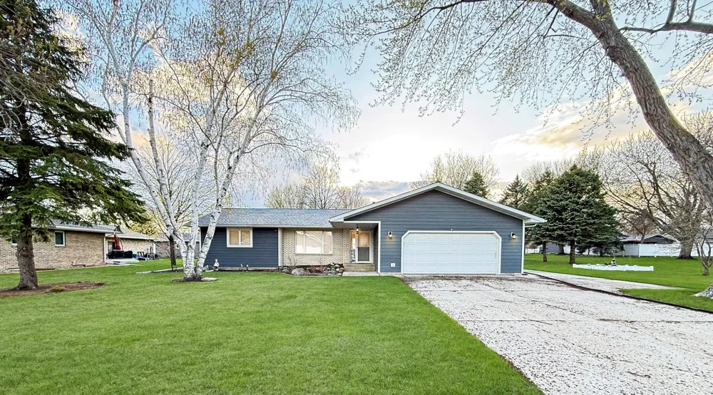111 Buckeye Drive Montevideo, MN 56265