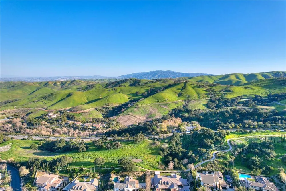 16560 Vellano Club Dr. Chino Hills, CA 91709