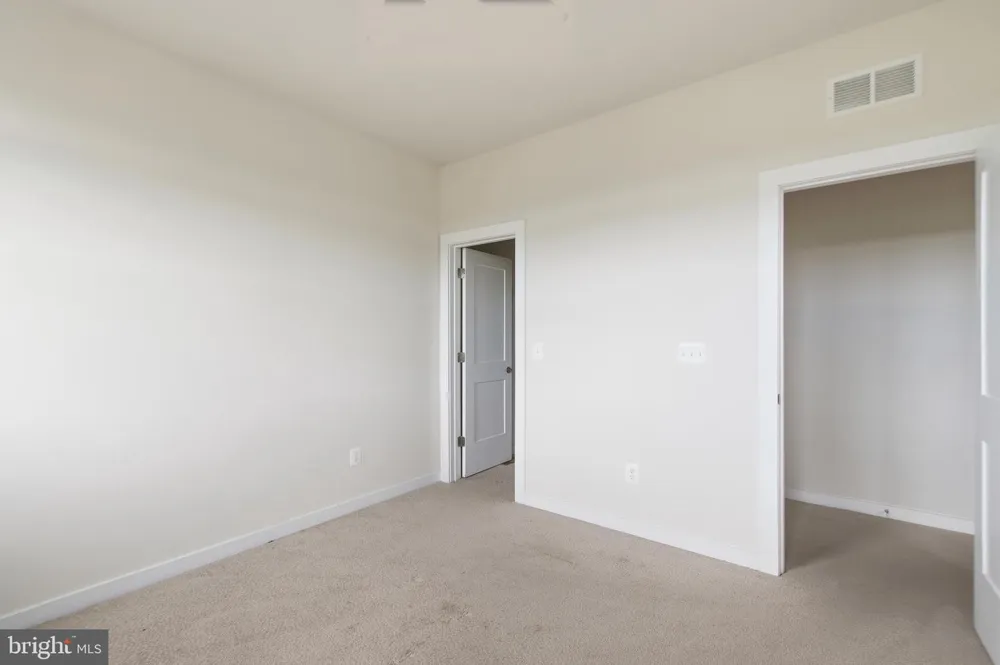 2214 ABBOCCATO TERRACE SE Leesburg, VA 20175