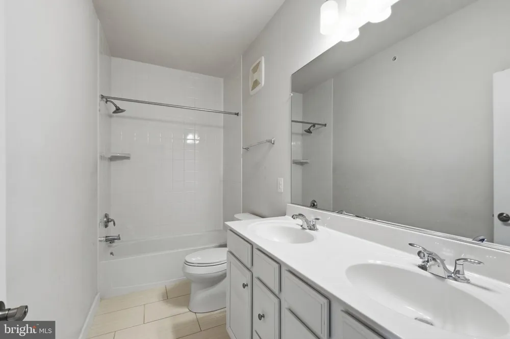 2214 ABBOCCATO TERRACE SE Leesburg, VA 20175