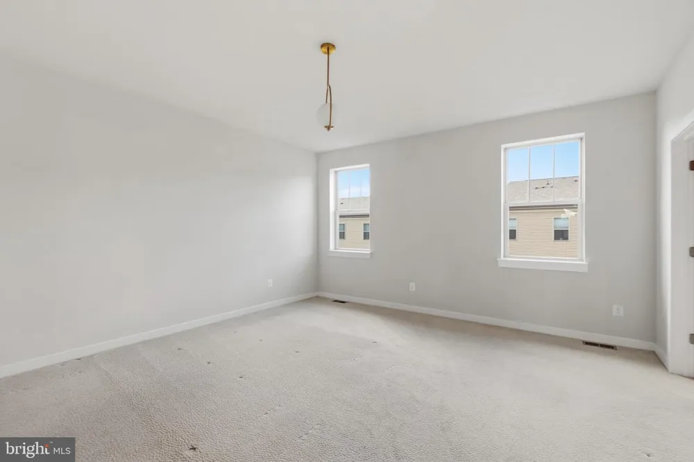 2214 ABBOCCATO TERRACE SE Leesburg, VA 20175