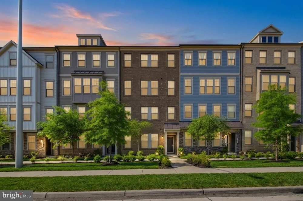 2214 ABBOCCATO TERRACE SE Leesburg, VA 20175