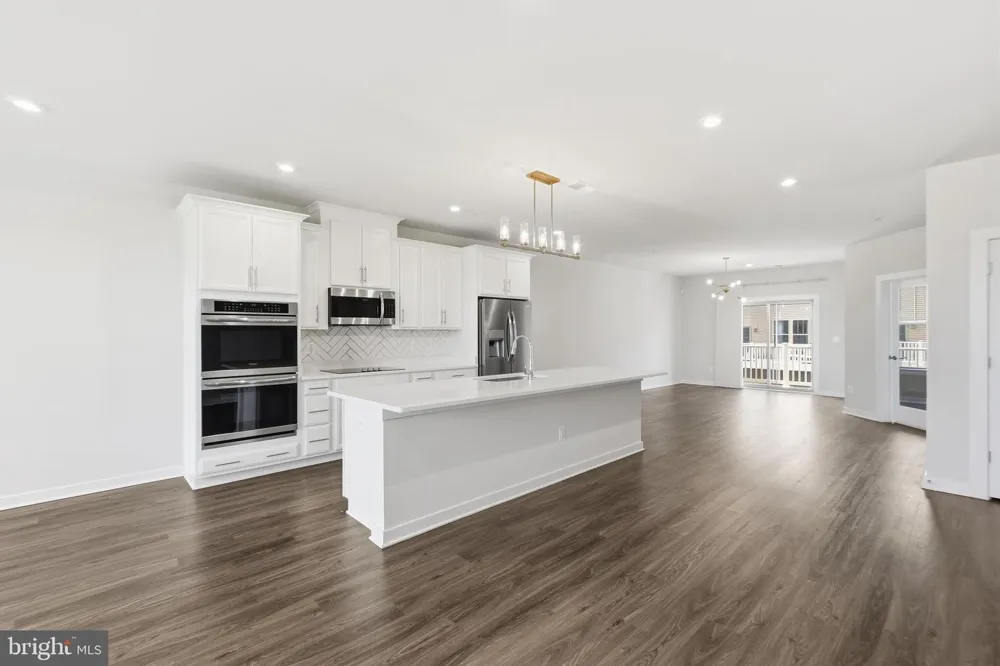2214 ABBOCCATO TERRACE SE Leesburg, VA 20175