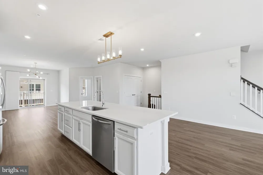 2214 ABBOCCATO TERRACE SE Leesburg, VA 20175