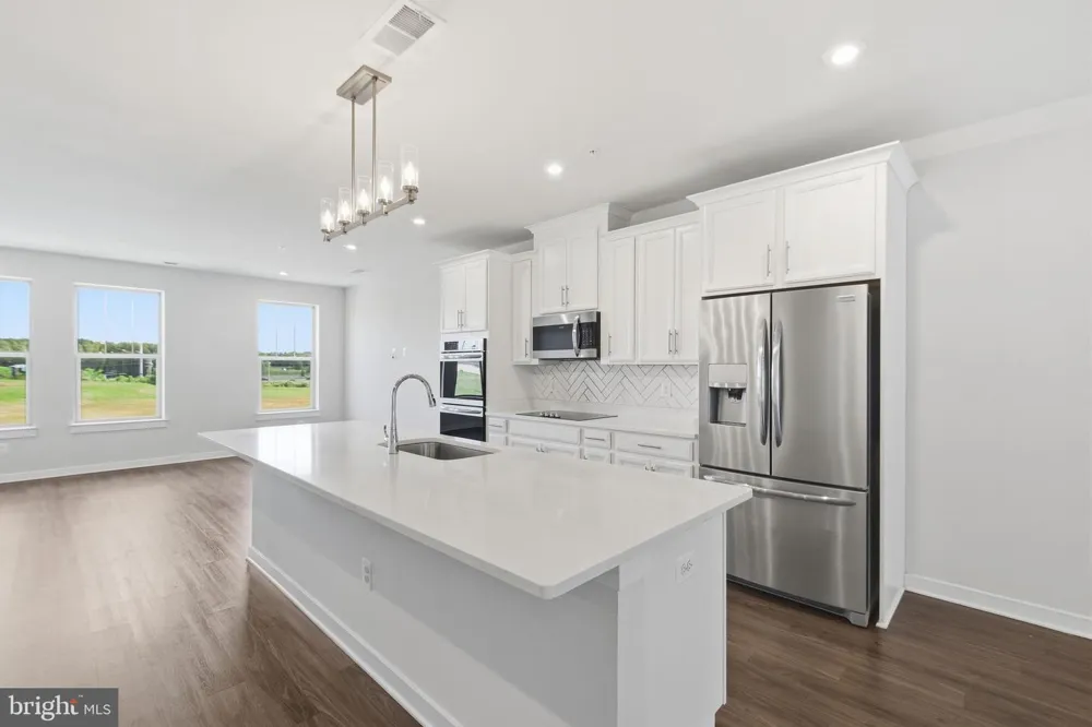 2214 ABBOCCATO TERRACE SE Leesburg, VA 20175