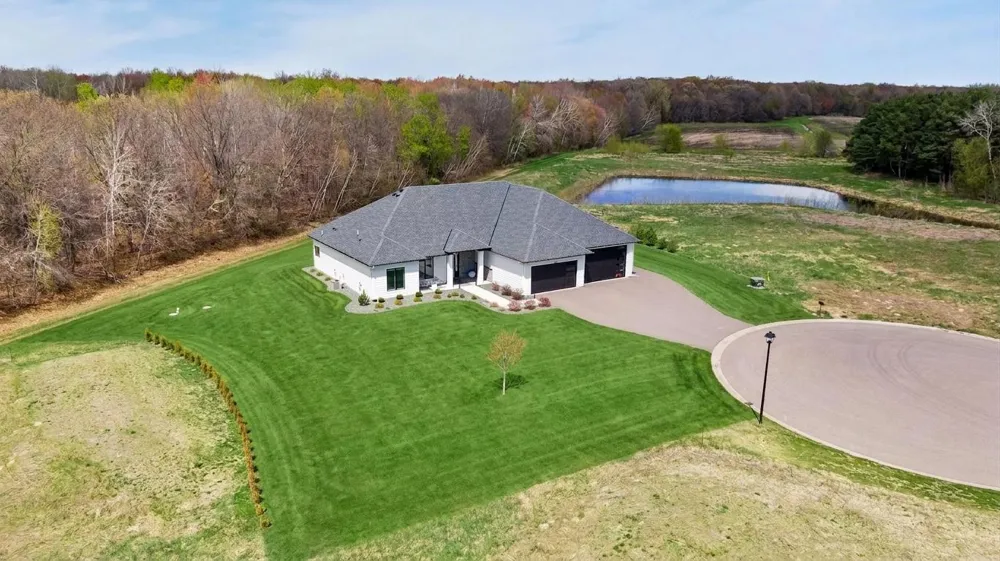 2228 154th Avenue NE Ham Lake, MN 55304