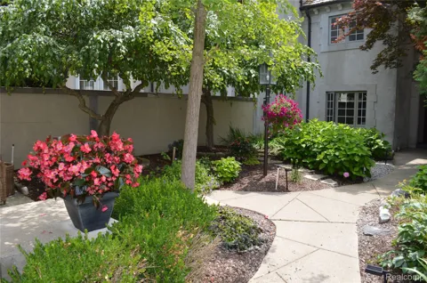 5467 Bristol Parke Drive