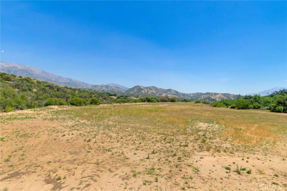 39551 Hidden Heights Drive Yucaipa, CA 92399