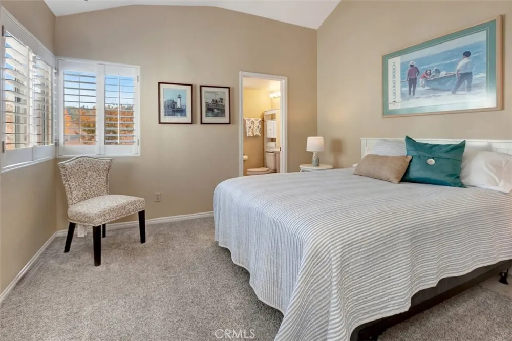 102 Santa Rosa Court Laguna Beach, CA 92651
