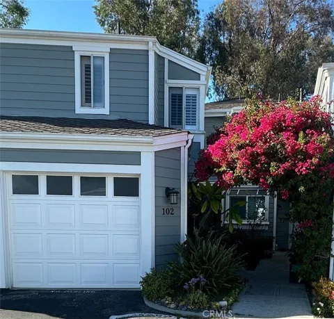 102 Santa Rosa Court