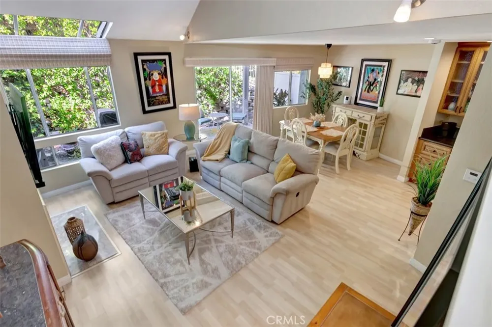 102 Santa Rosa Court Laguna Beach, CA 92651