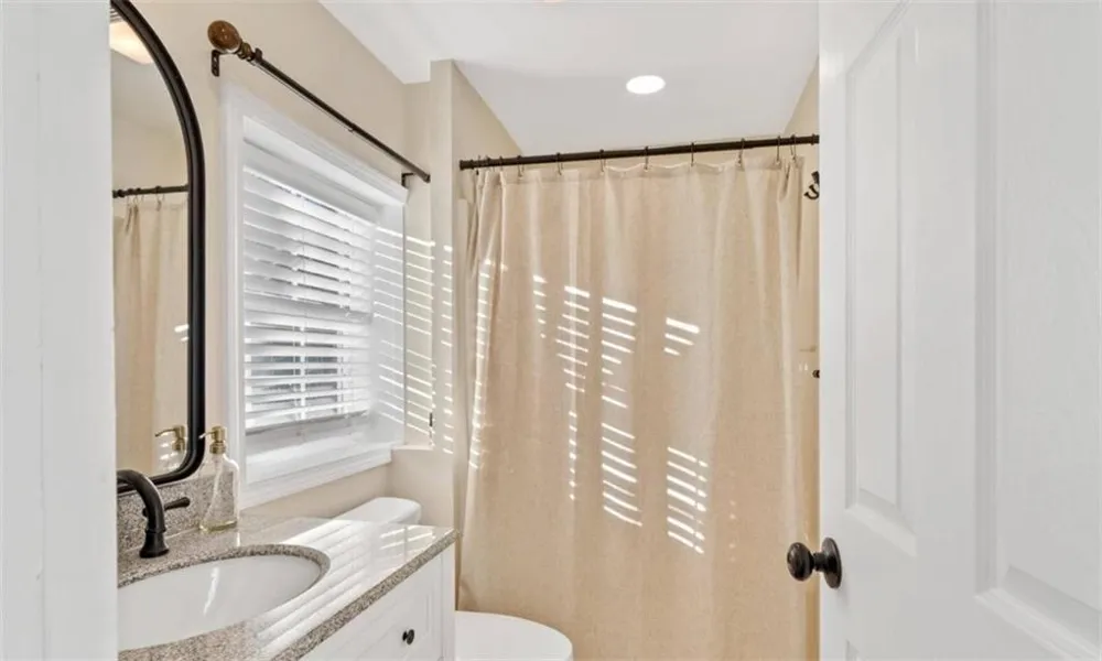 107 Flatrock Circle Eatonton, GA 31024