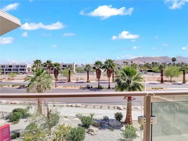 706 Obsidian Loop E Palm Springs, CA 92264