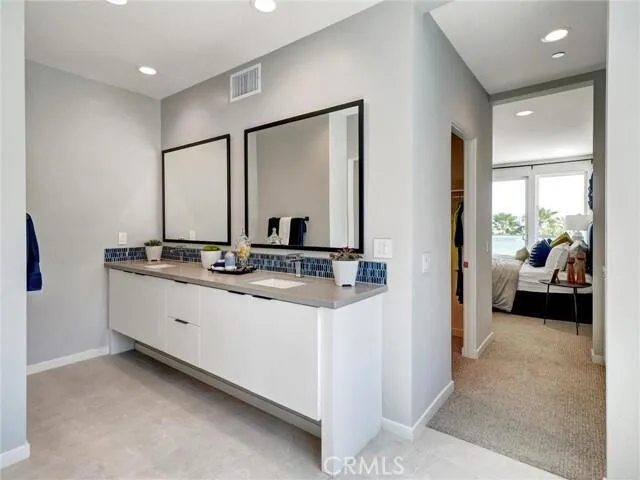 706 Obsidian Loop E Palm Springs, CA 92264