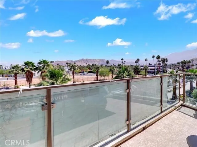 706 Obsidian Loop E Palm Springs, CA 92264
