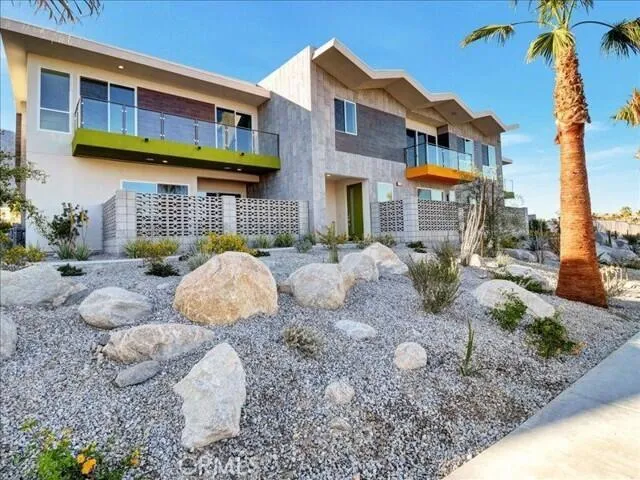706 Obsidian Loop E Palm Springs, CA 92264