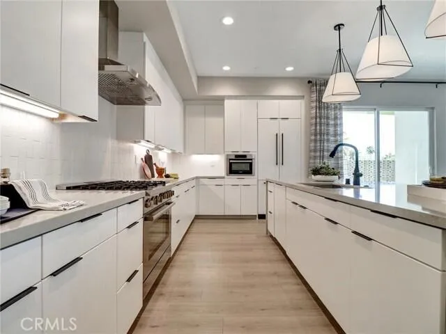 706 Obsidian Loop E Palm Springs, CA 92264