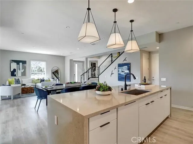 706 Obsidian Loop E Palm Springs, CA 92264