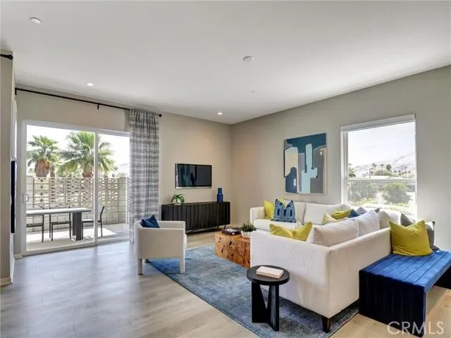 706 Obsidian Loop E Palm Springs, CA 92264