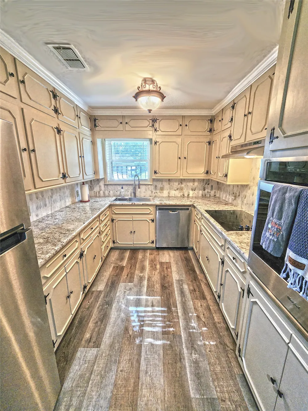 542 Wildewood Drive Chandler, TX 75758