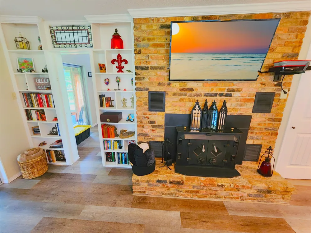 542 Wildewood Drive Chandler, TX 75758