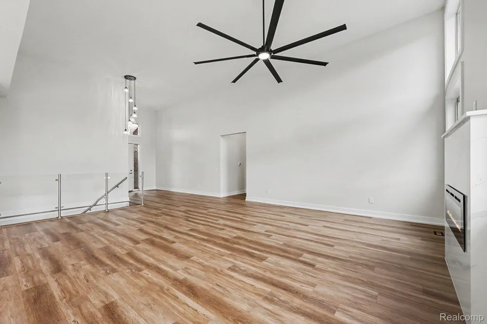 68503 Lake Angela Pointe Richmond City, MI 48062