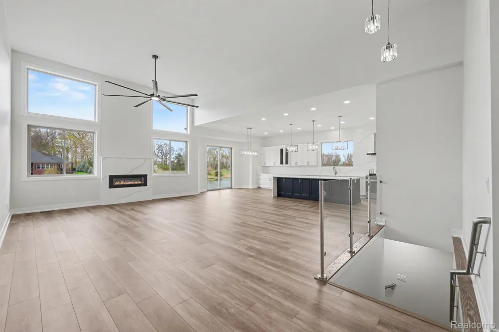 68503 Lake Angela Pointe Richmond City, MI 48062