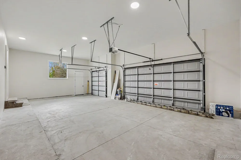 68503 Lake Angela Pointe Richmond City, MI 48062