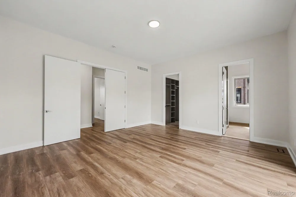68503 Lake Angela Pointe Richmond City, MI 48062