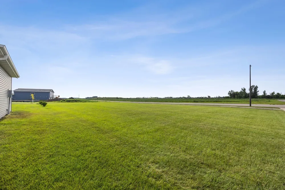 403 16th Street NE Dilworth, MN 56529