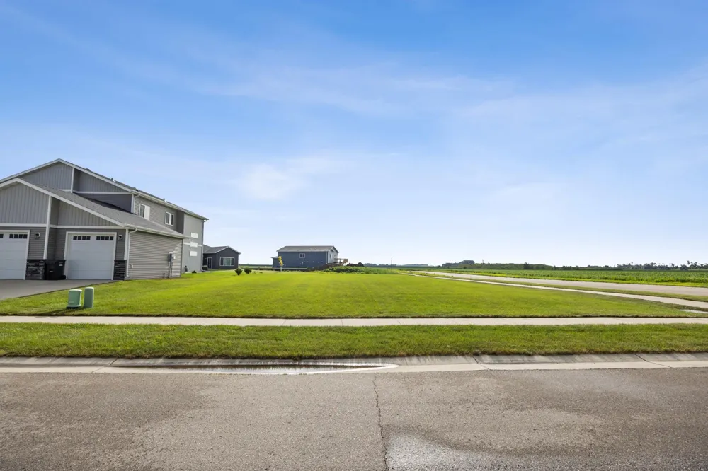 403 16th Street NE Dilworth, MN 56529