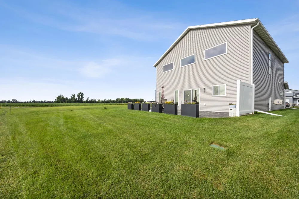 403 16th Street NE Dilworth, MN 56529