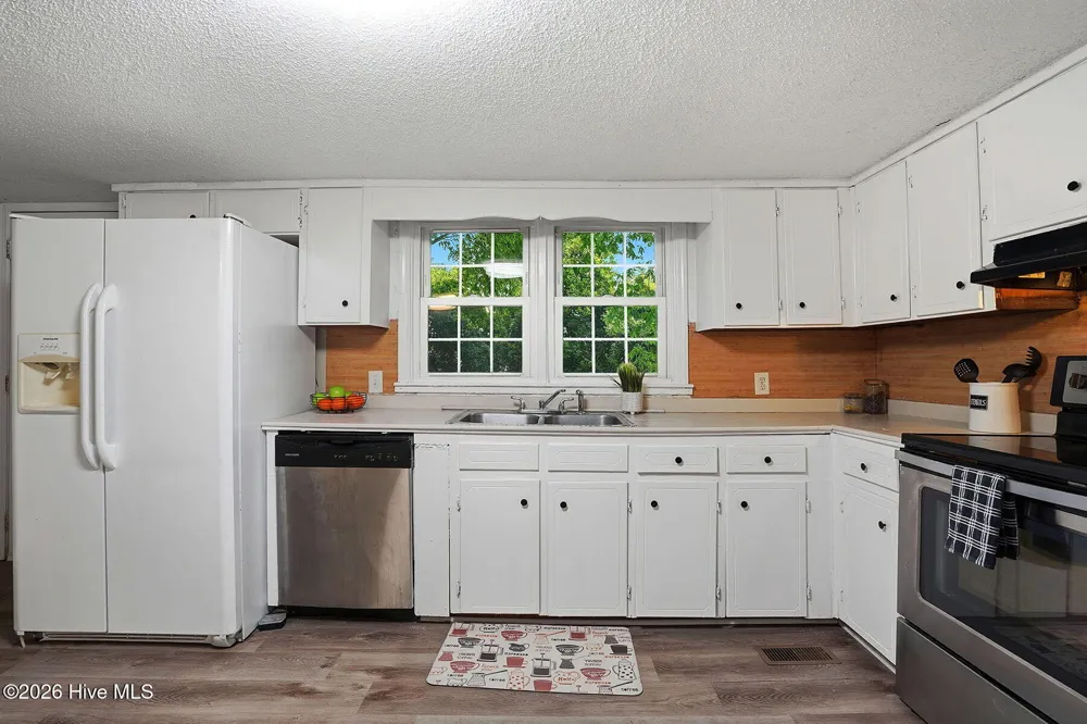 204 W Hill Street Benson, NC 27504