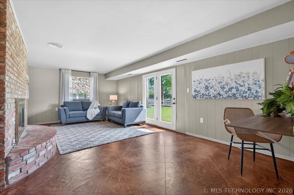1048 SE Greystone Avenue Bartlesville, OK 74006