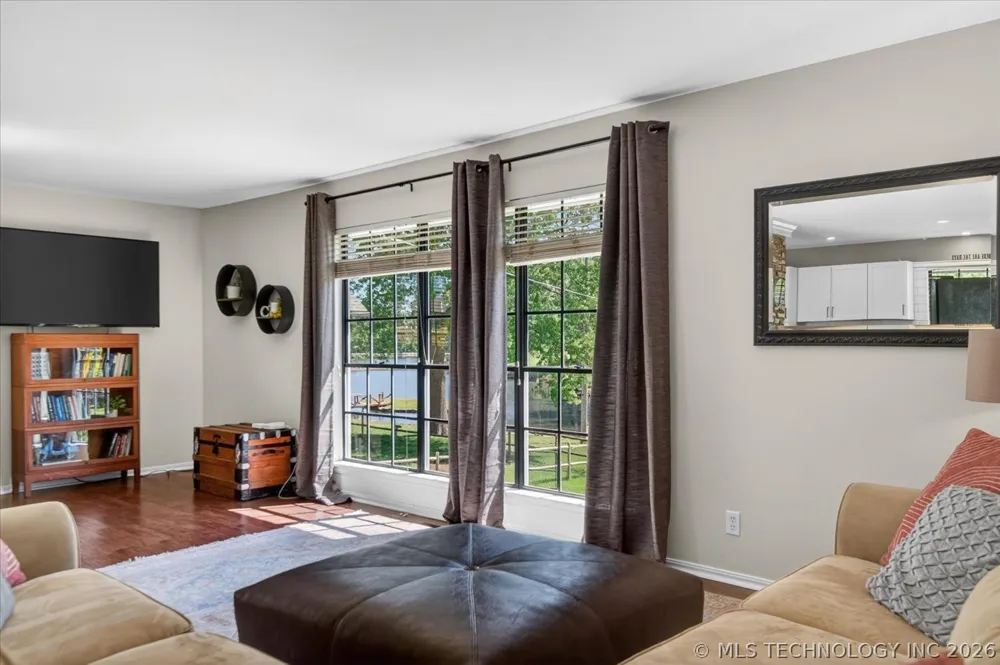 1048 SE Greystone Avenue Bartlesville, OK 74006